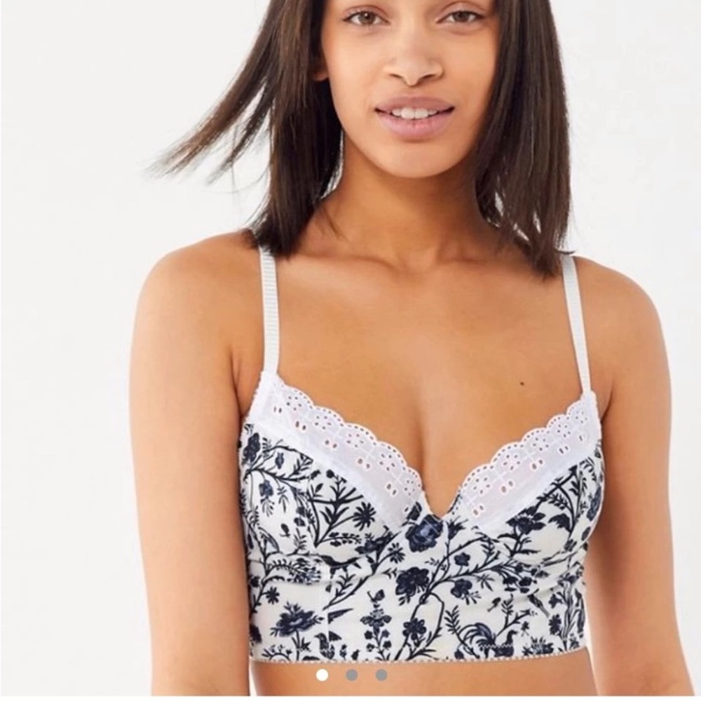Laura Ashley UO Exclusive Emma Floral Underwire Bra Top